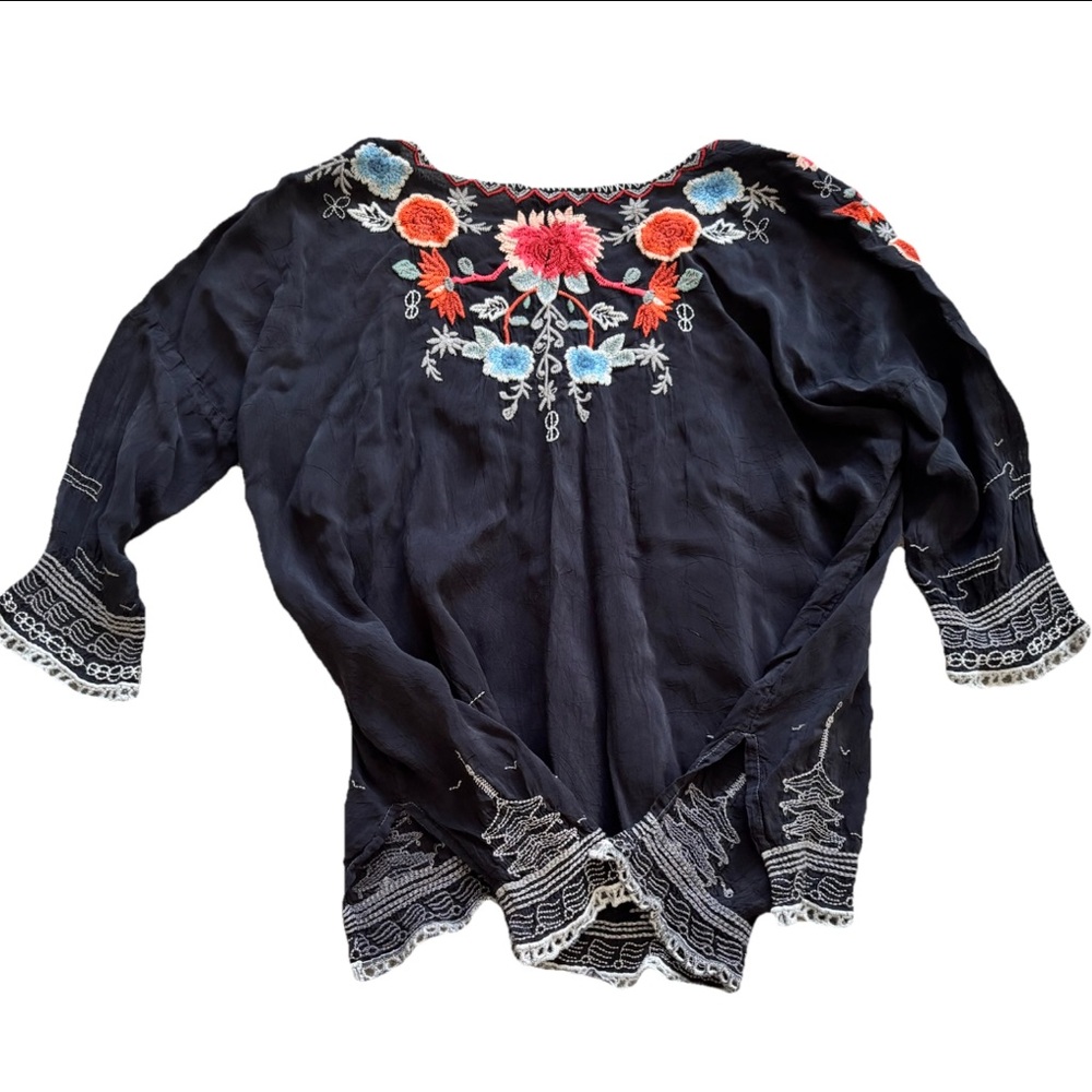 JOHNNY WAS Hamayu Embroidered Black Floral Women's Top Small Boho Chic Festival - Picture 2 of 6